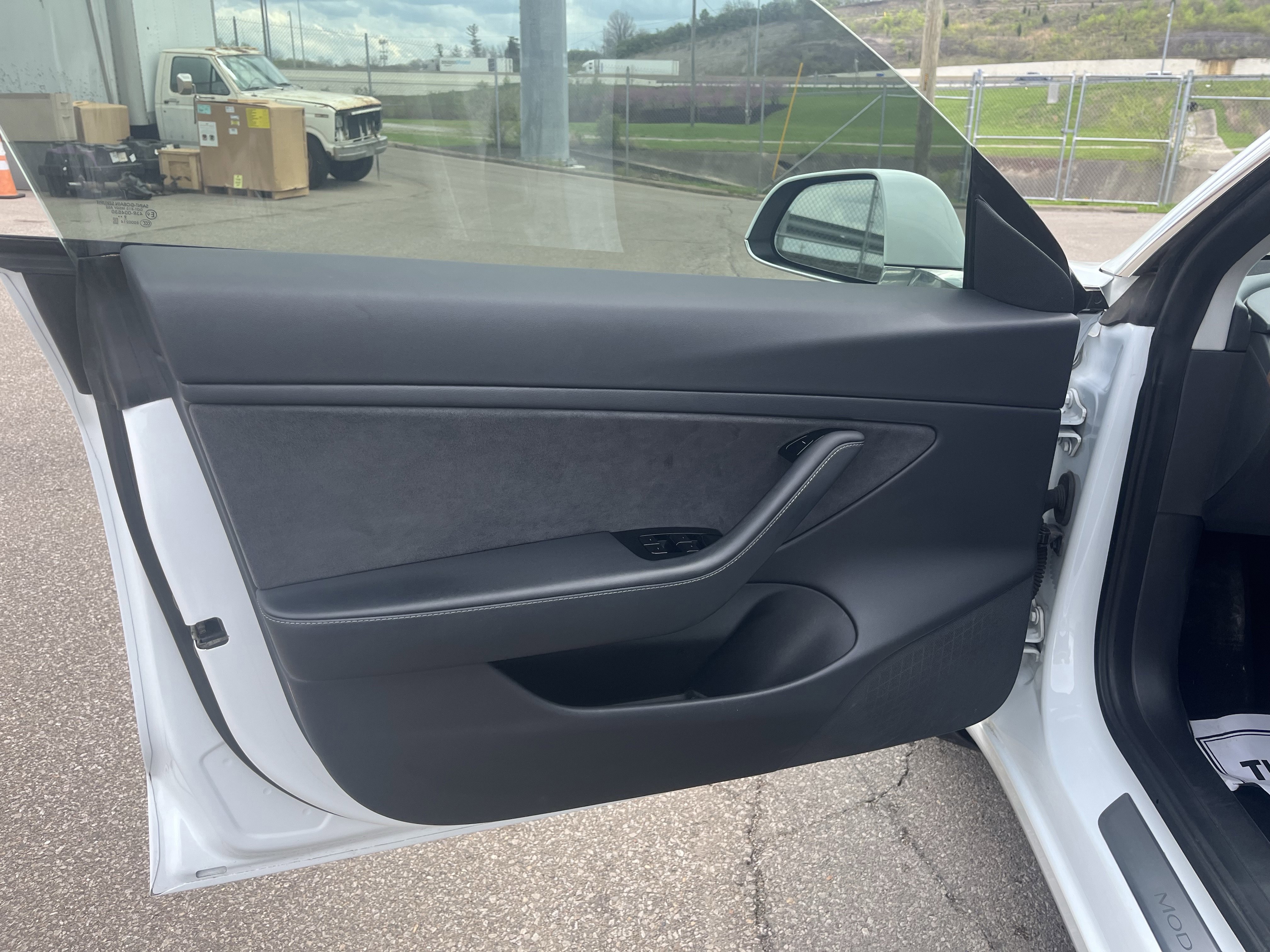 Used 2020 Tesla Model 3 Performance image 11
