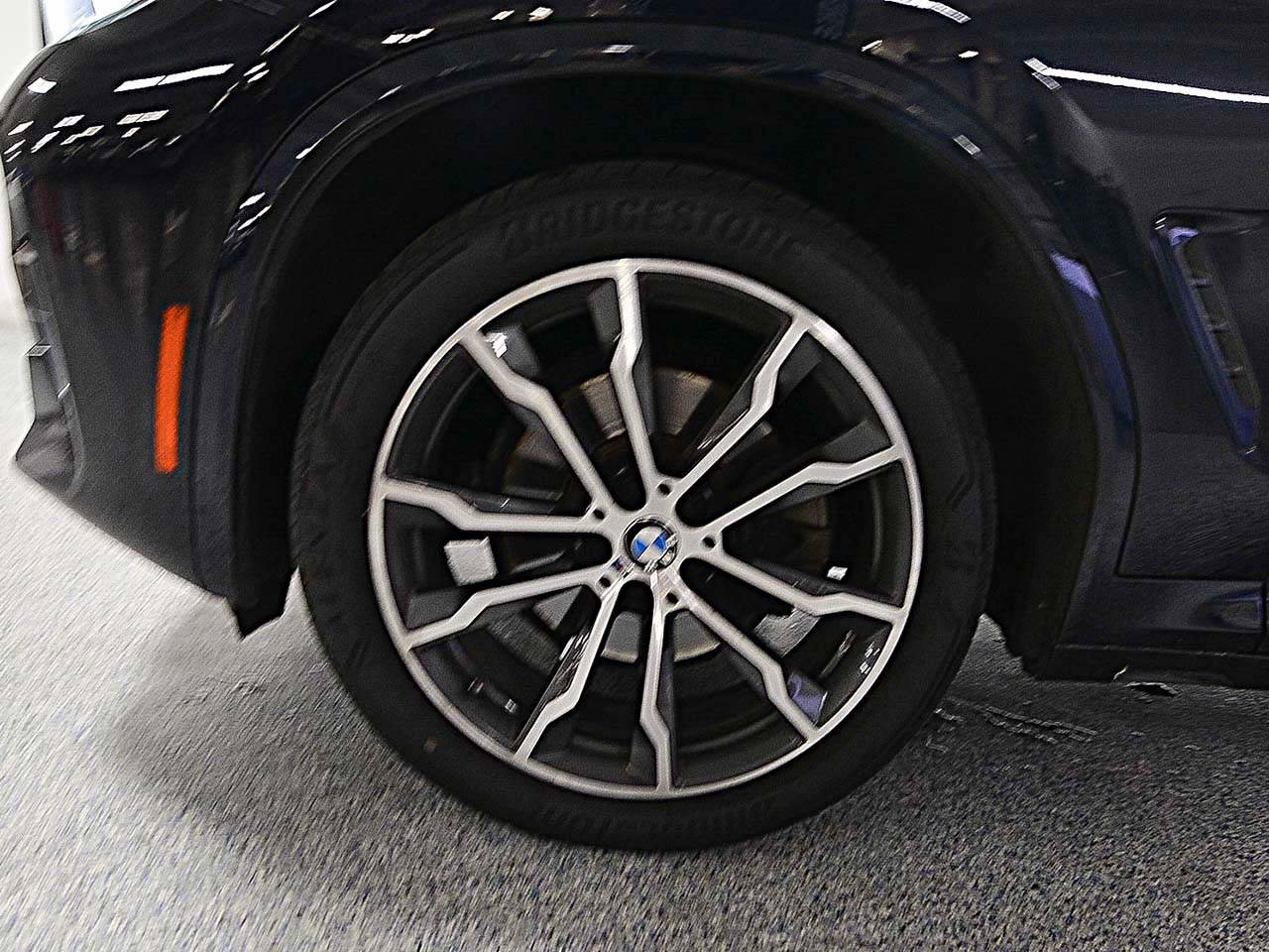 Used 2021 BMW X3 sDrive30i w/ M Sport Package image 5