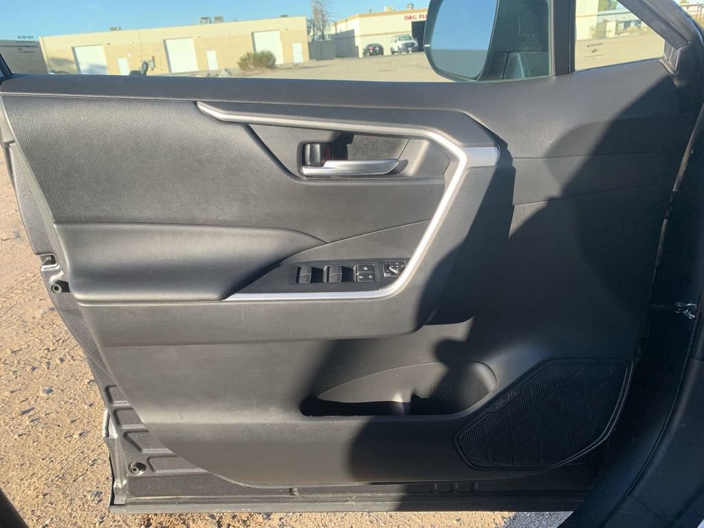 Used 2024 Toyota RAV4 XLE image 20