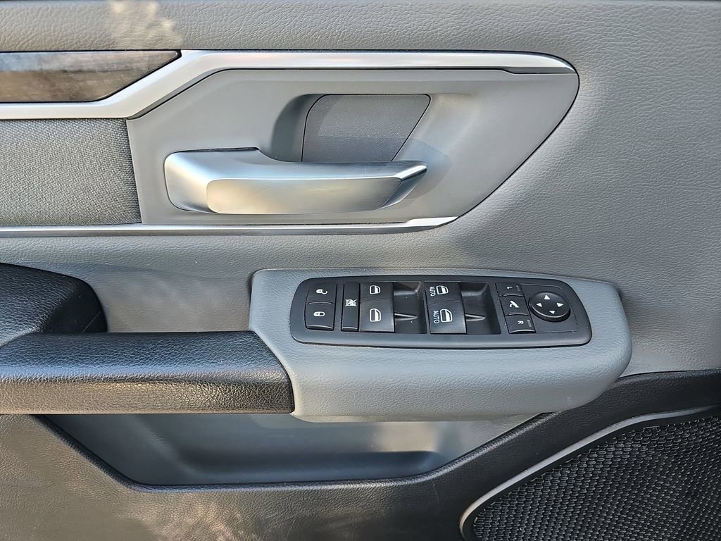 Used 2020 RAM 1500 Lone Star image 32