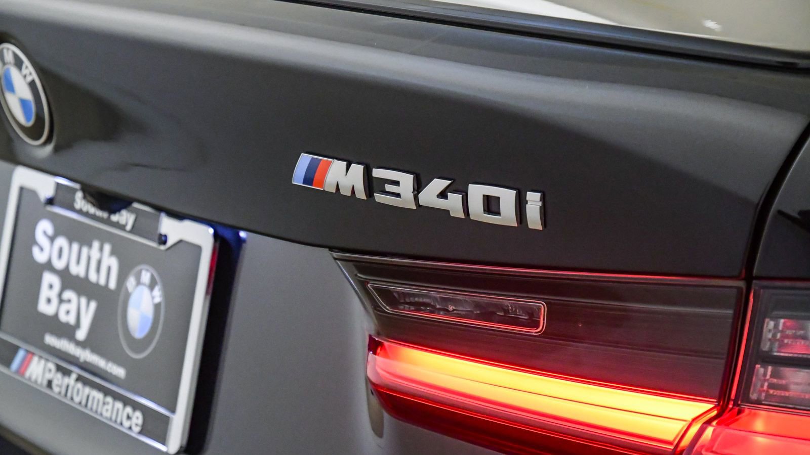 Used 2025 BMW M340i image 12