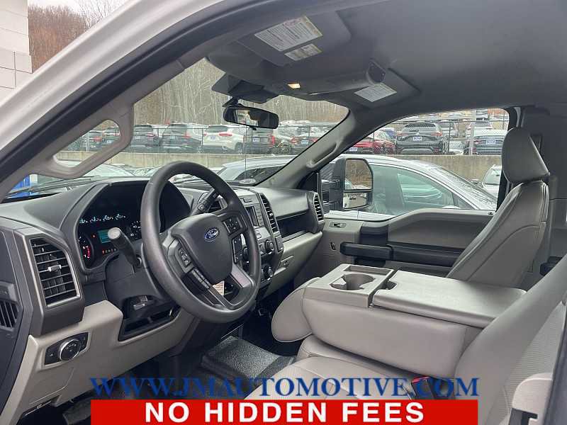 Used 2022 Ford F250 XL w/ Power Equipment Group image 2