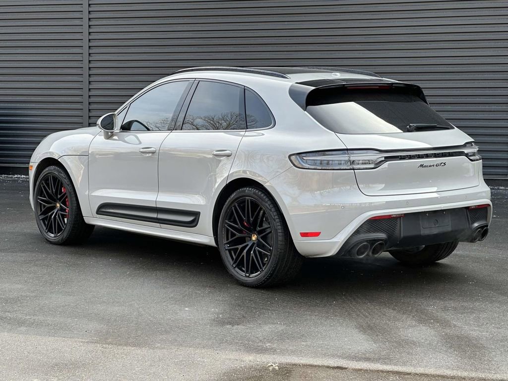 Used 2023 Porsche Macan GTS AWD/4WD image 3