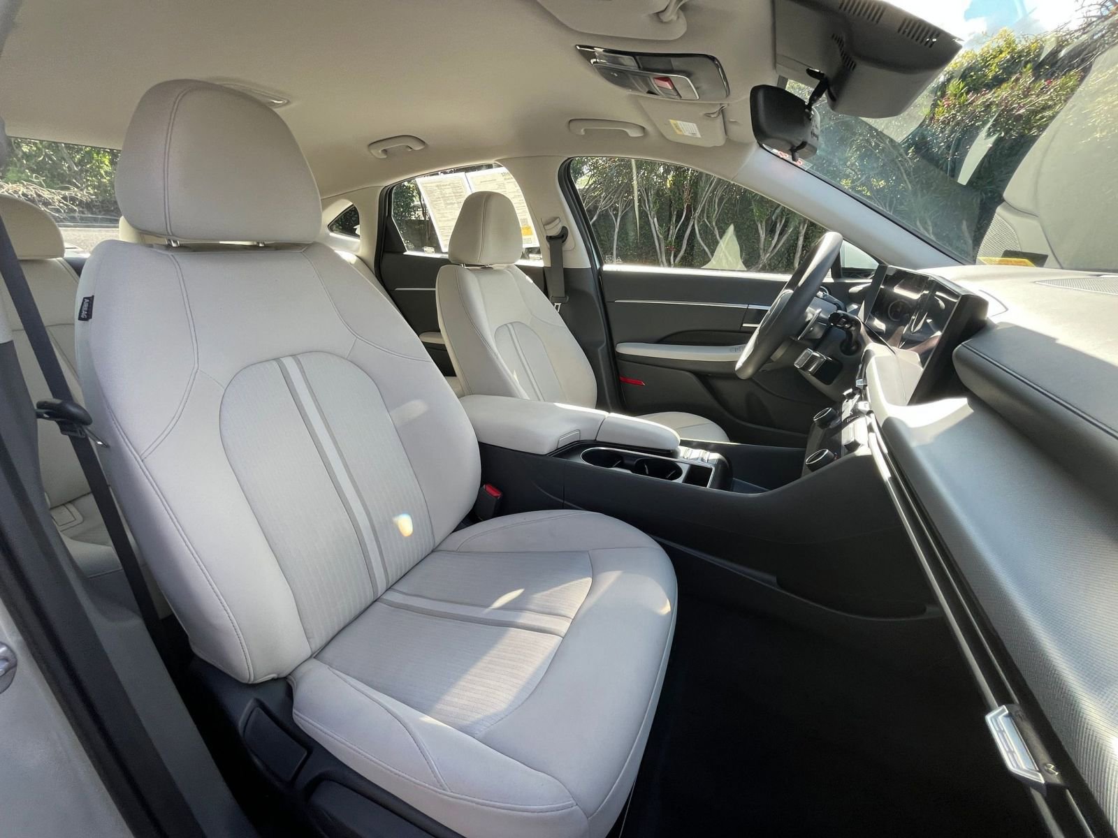 Used 2025 Hyundai Sonata SEL FWD image 36