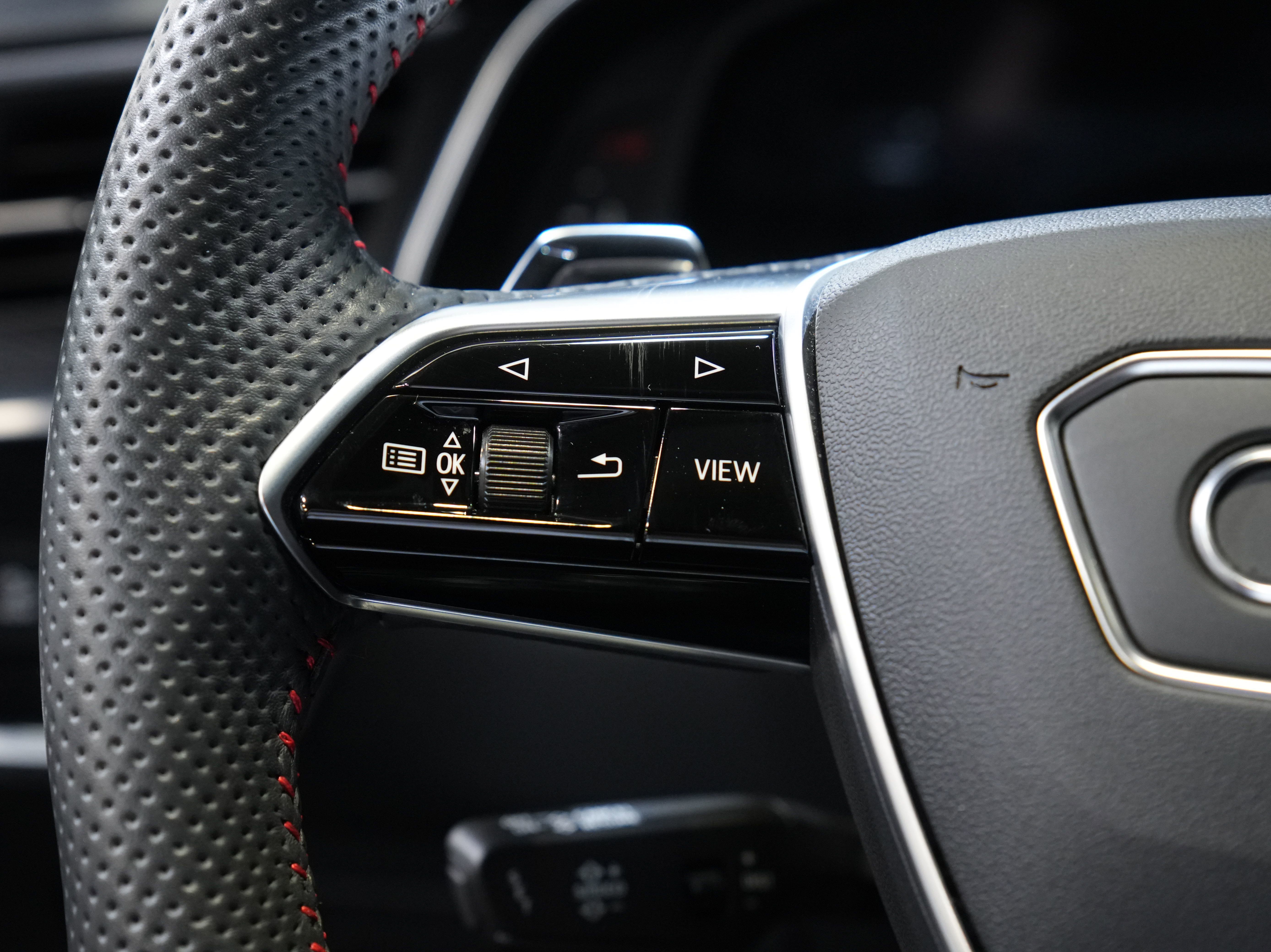 Used 2021 Audi RS 6 image 45