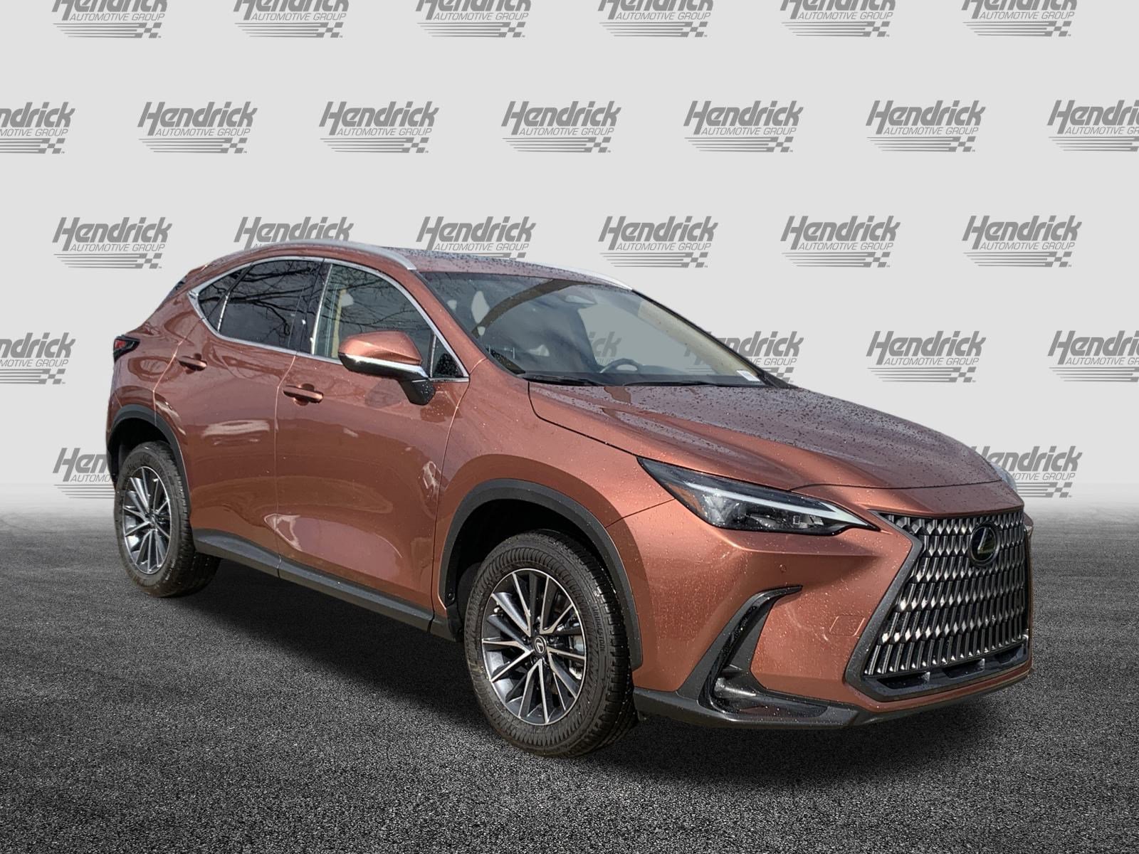 Certified 2025 Lexus NX 250 FWD w/ Towing Package (2000 Lbs) image 2