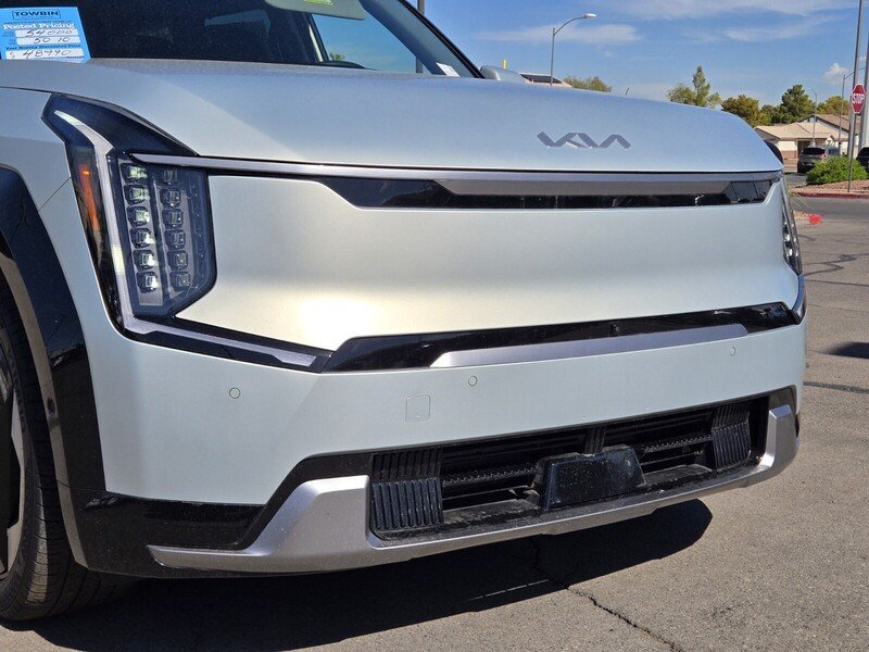 Certified 2024 Kia EV9 Land AWD/4WD image 9