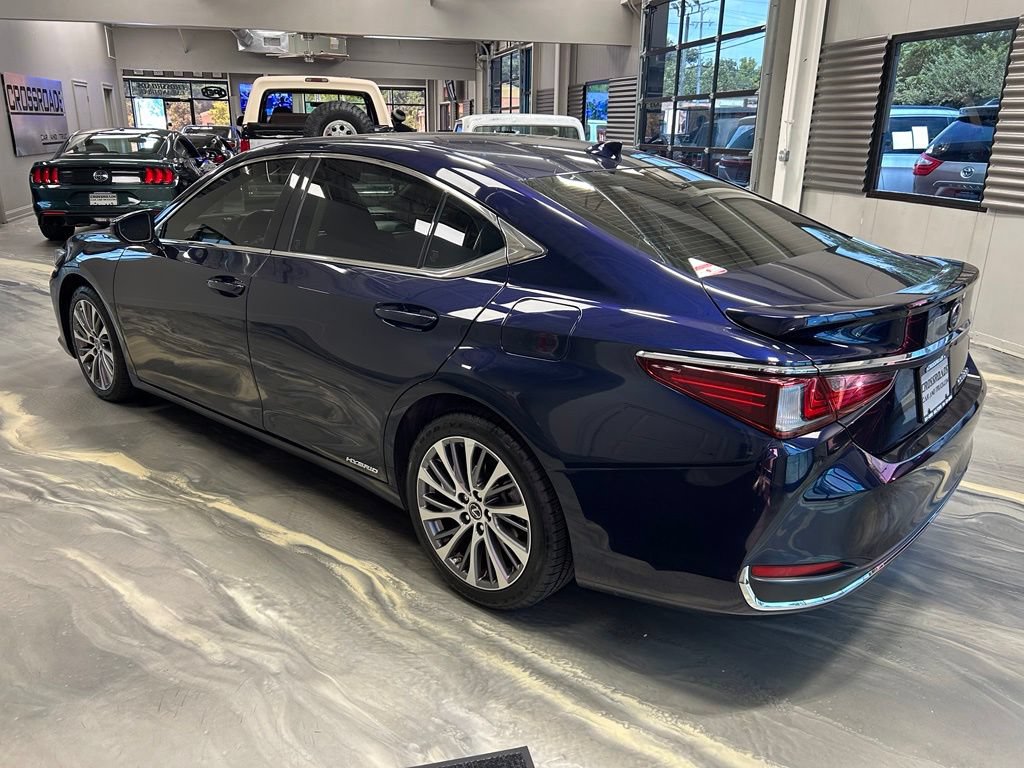 Used 2019 Lexus ES 300h w/ Premium Package FWD image 34