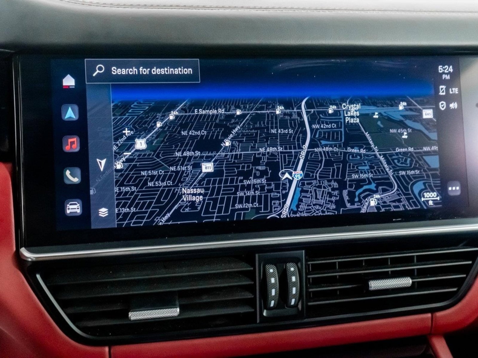 Used 2022 Porsche Cayenne Turbo image 48