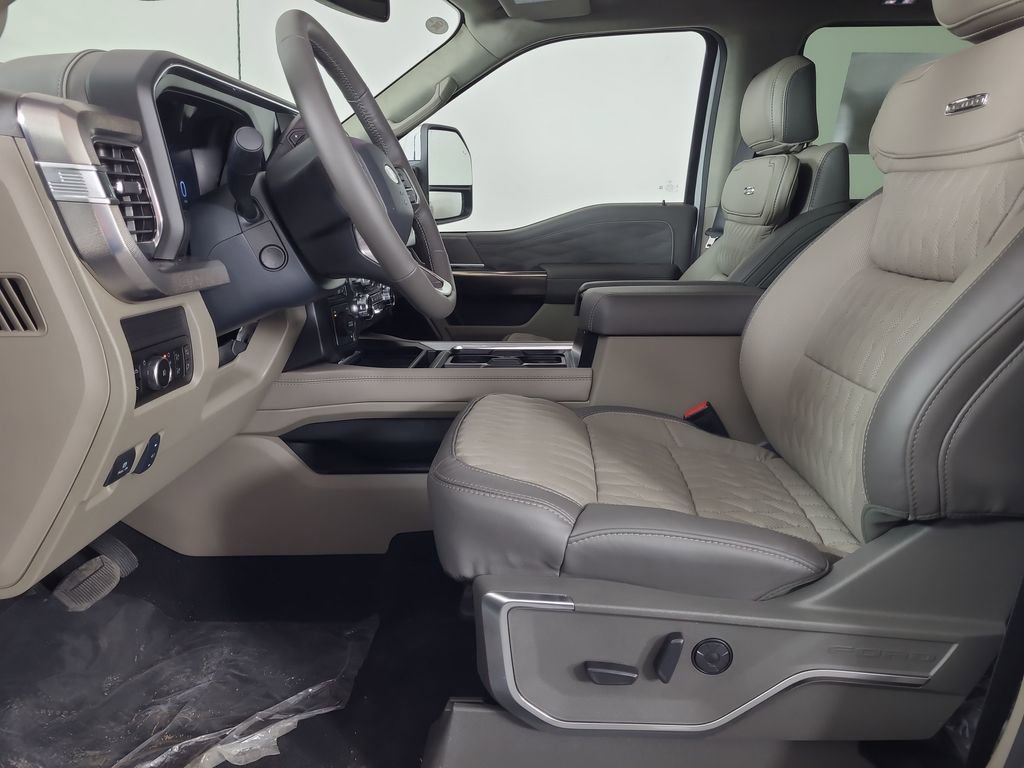 New 2026 Ford F450 Platinum w/ Platinum Plus Package image 20