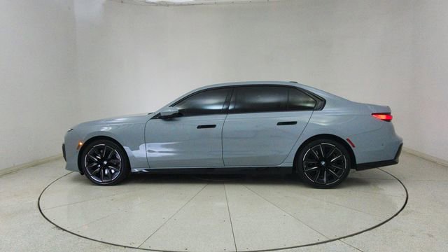 Used 2024 BMW 740i xDrive w/ Premium Package image 73