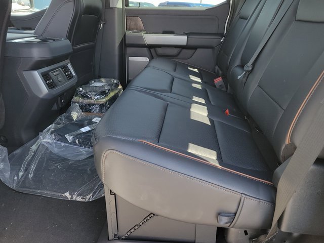 New 2025 Ford F350 Lariat w/ Lariat Ultimate Package image 8