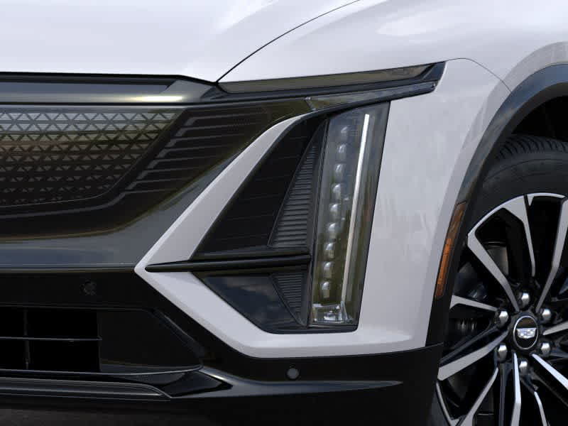 New 2025 Cadillac Lyriq Sport w/ LPO, Floor Liner Package AWD/4WD image 10