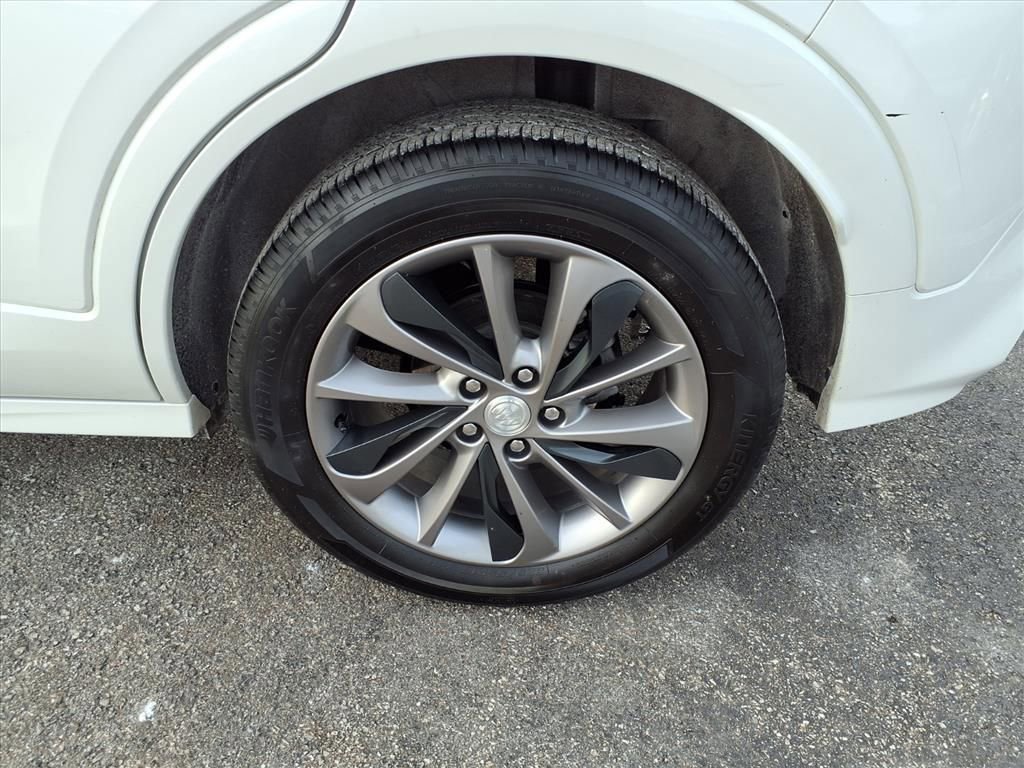 Certified 2023 Buick Encore GX Select w/ Sport Touring Package image 37