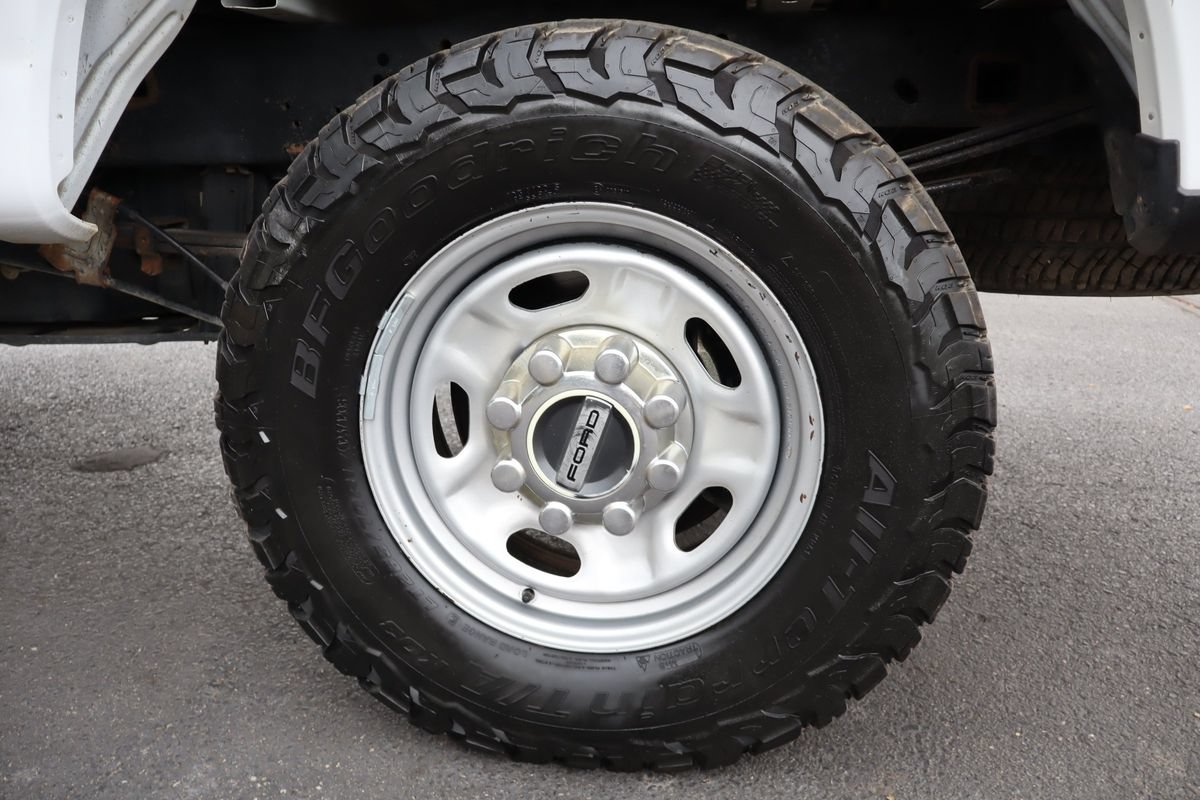 Used 2018 Ford F250 XL w/ Power Equipment Group AWD/4WD image 41