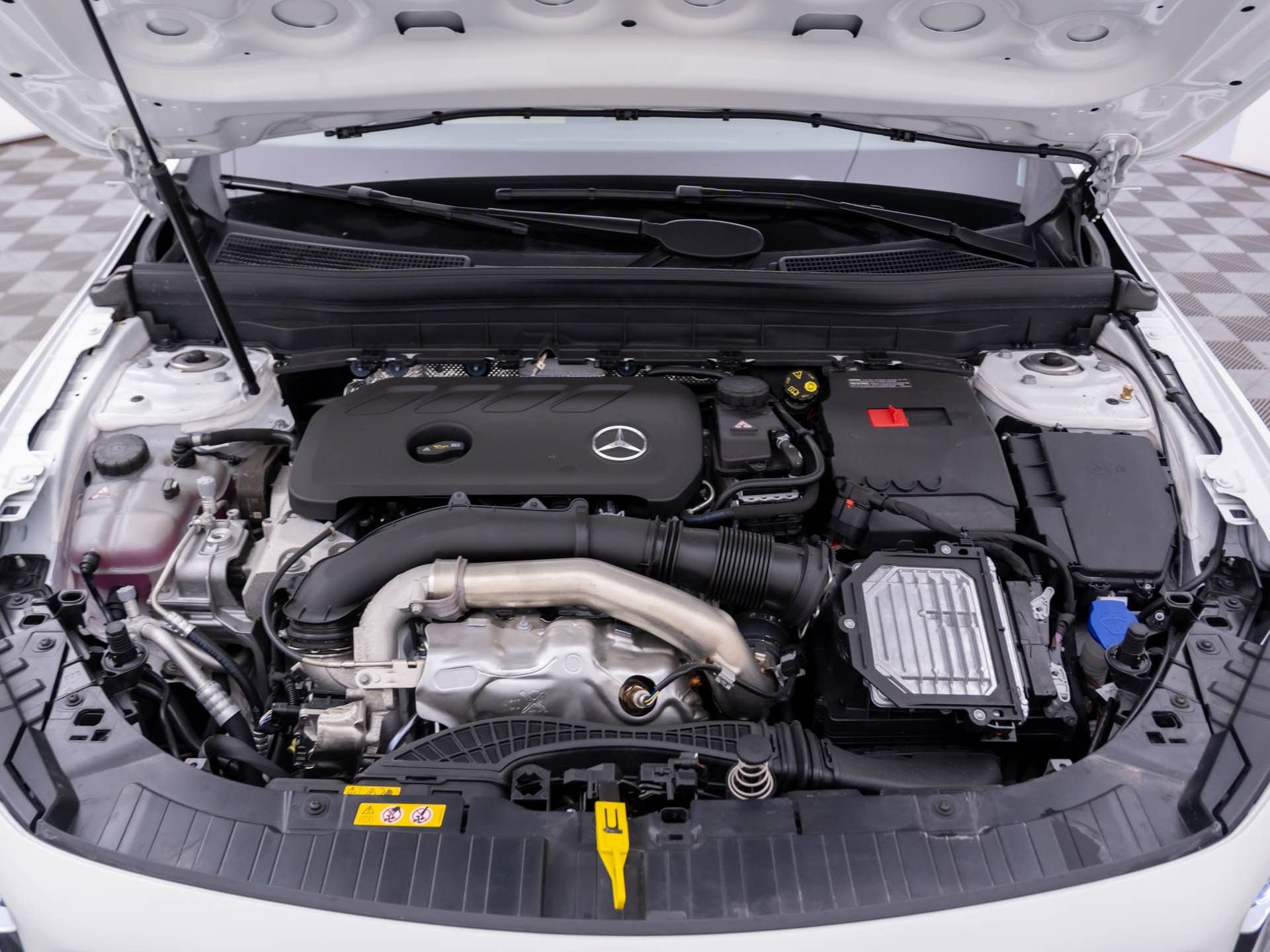 New 2026 Mercedes-Benz GLB 250 4MATIC image 34
