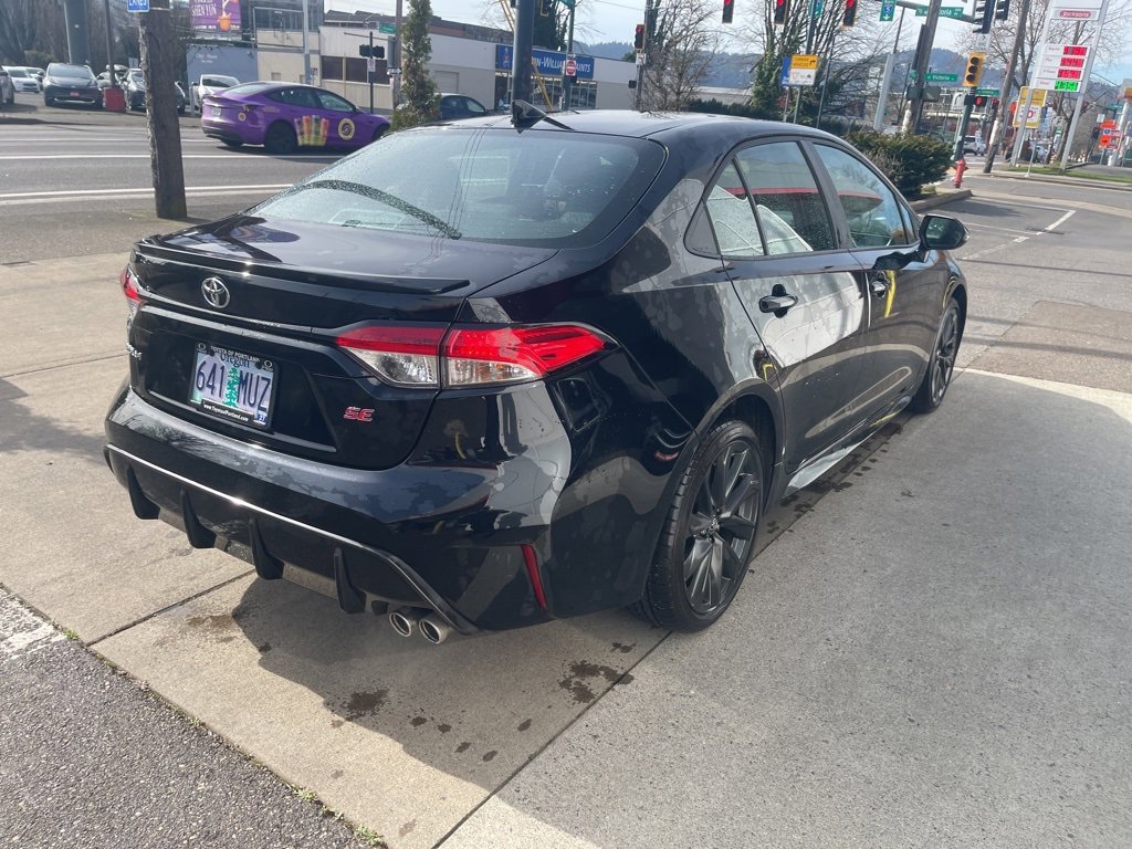 Used 2025 Toyota Corolla SE image 6