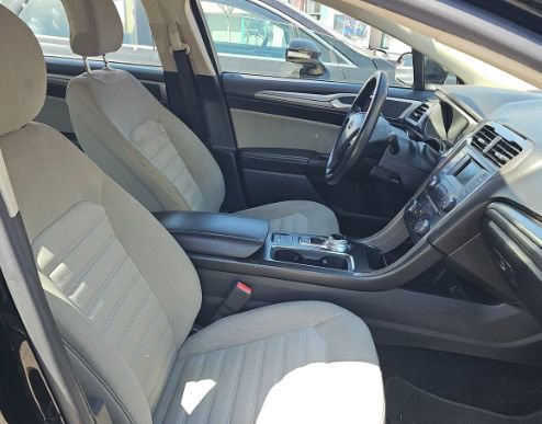 Used 2017 Ford Fusion S FWD image 12