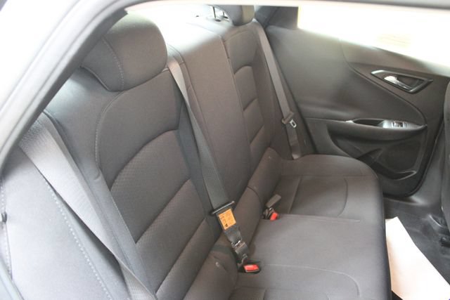 Used 2022 Chevrolet Malibu LS FWD image 11