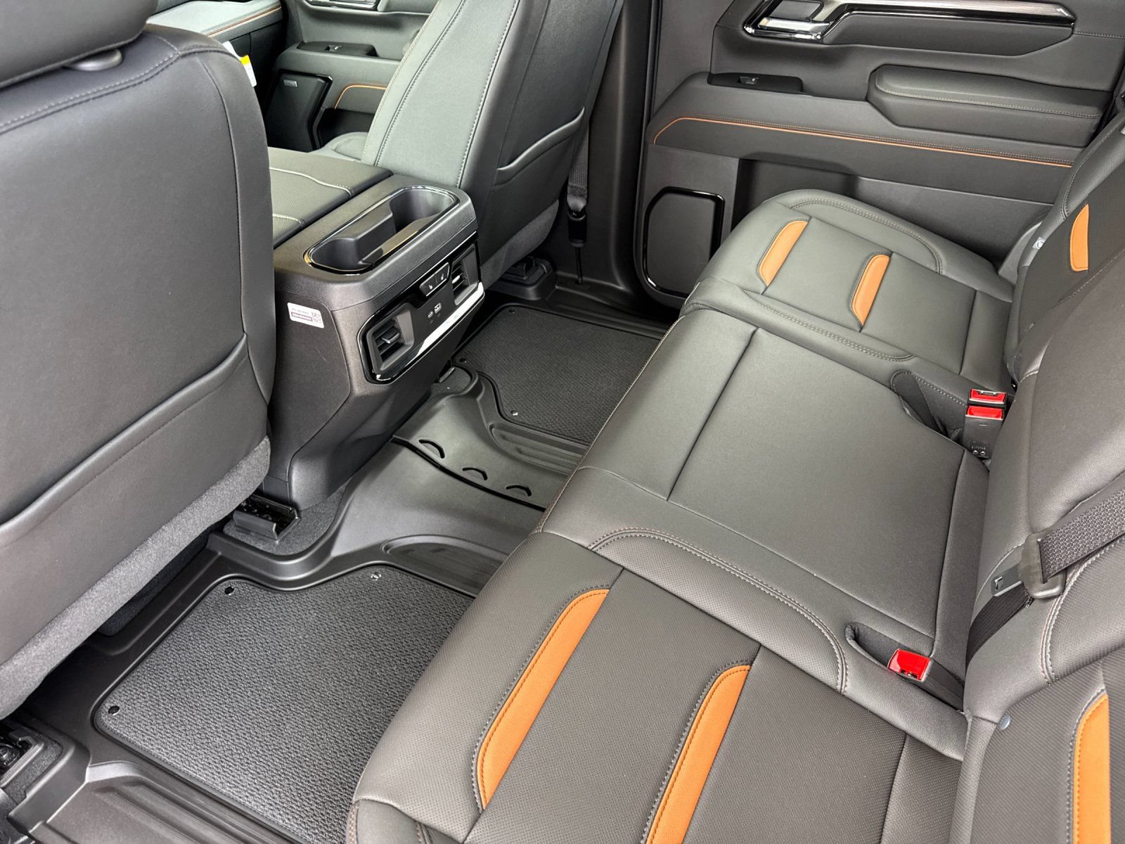 New 2026 GMC Sierra 2500 AT4 w/ AT4 Premium Plus Package AWD/4WD image 12