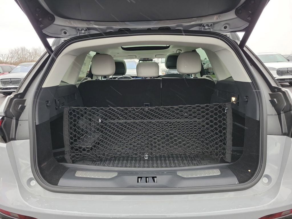 New 2026 Lincoln Nautilus Premier w/ Equipment Group 102A image 10