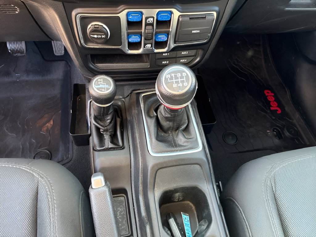 Used 2019 Jeep Wrangler Unlimited Sport S AWD/4WD image 34