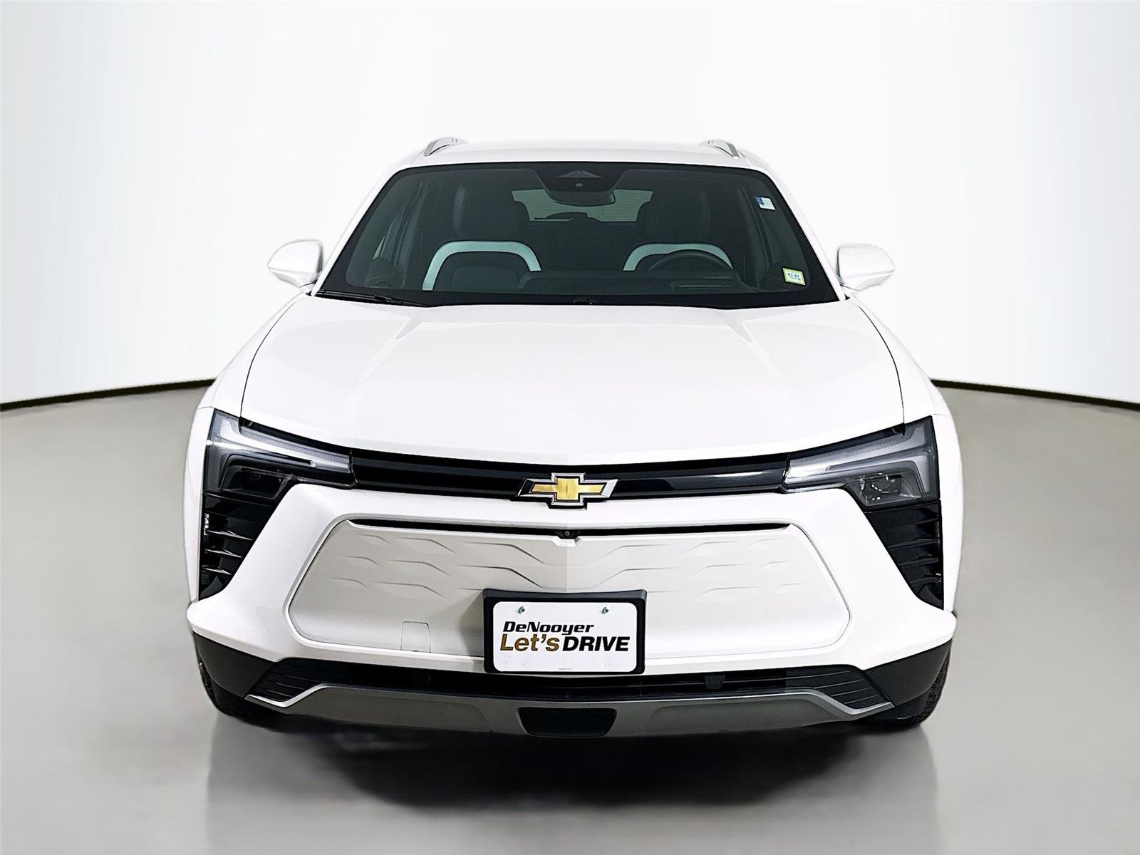 Used 2024 Chevrolet Blazer EV LT image 3