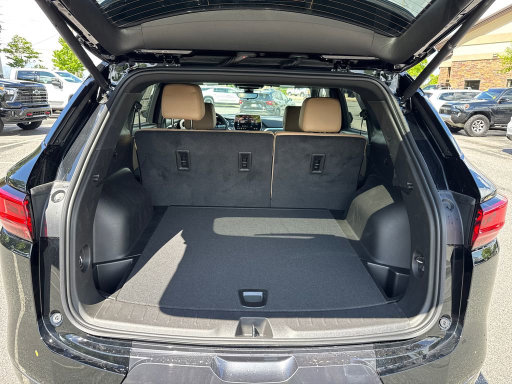 New 2025 Chevrolet Blazer Premier w/ Driver Confidence II Package FWD image 14