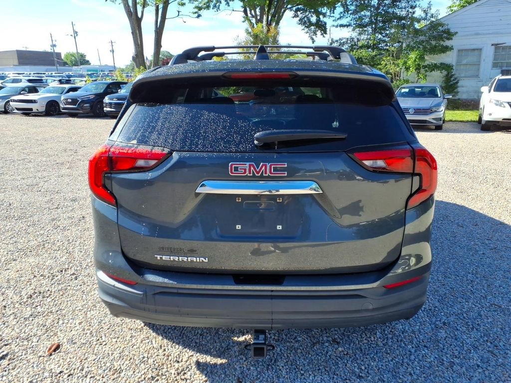 Used 2018 GMC Terrain SLE w/ Driver Convenience Package FWD image 6