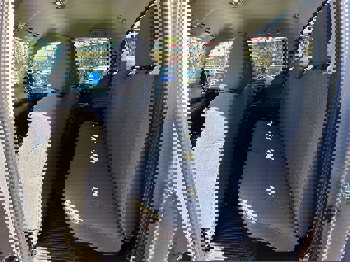 Used 2020 Toyota Tacoma SR5 image 30