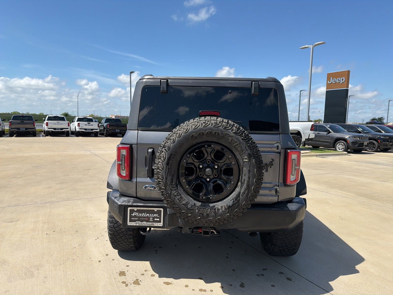 Used 2022 Ford Bronco Wildtrak image 4