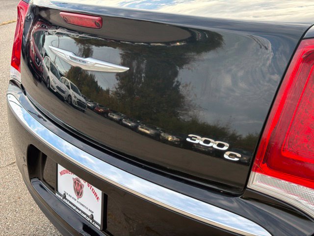Used 2015 Chrysler 300 C w/ Light Group RWD image 36