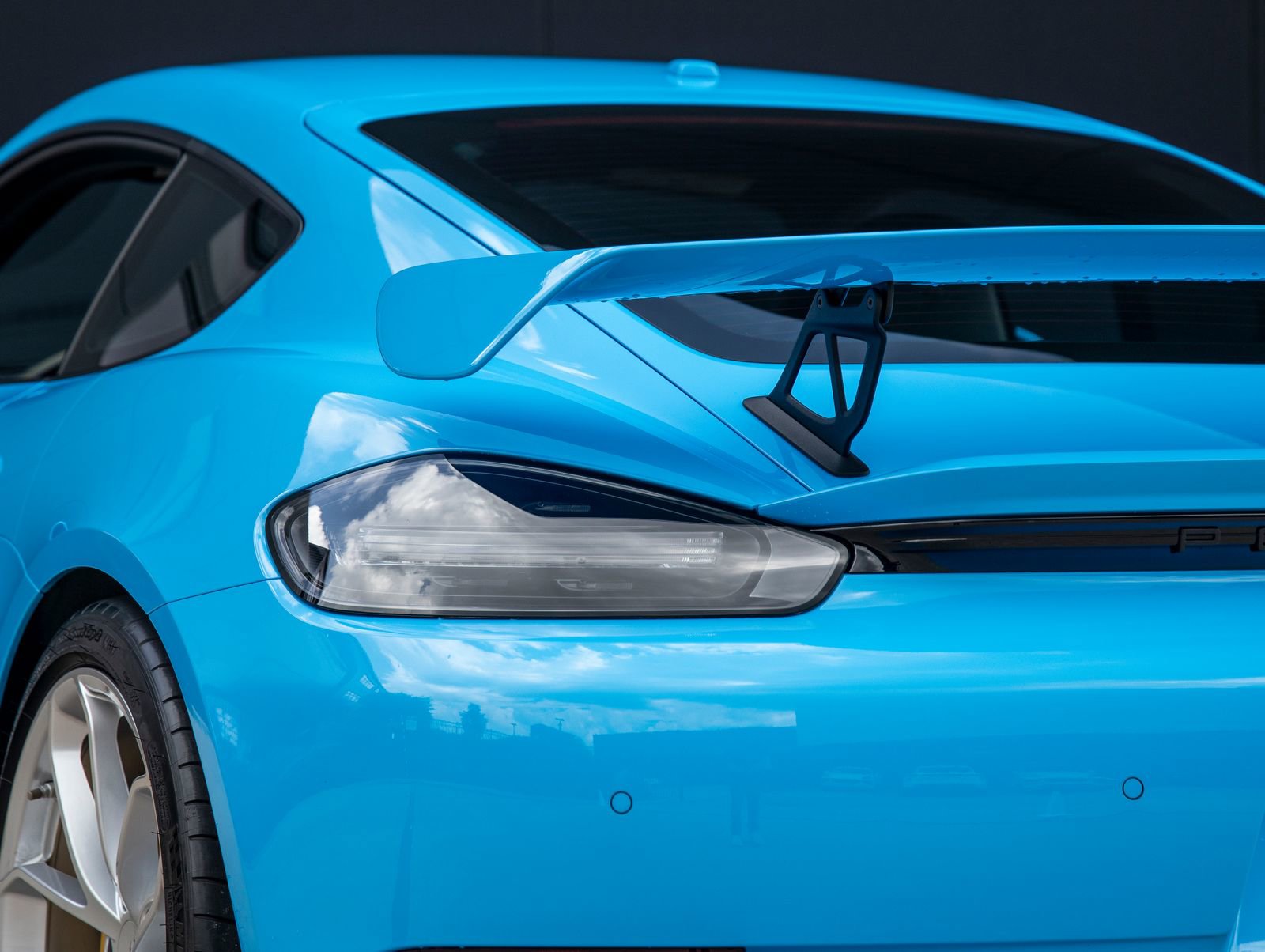 Certified 2021 Porsche 718 Cayman GT4 RWD image 13