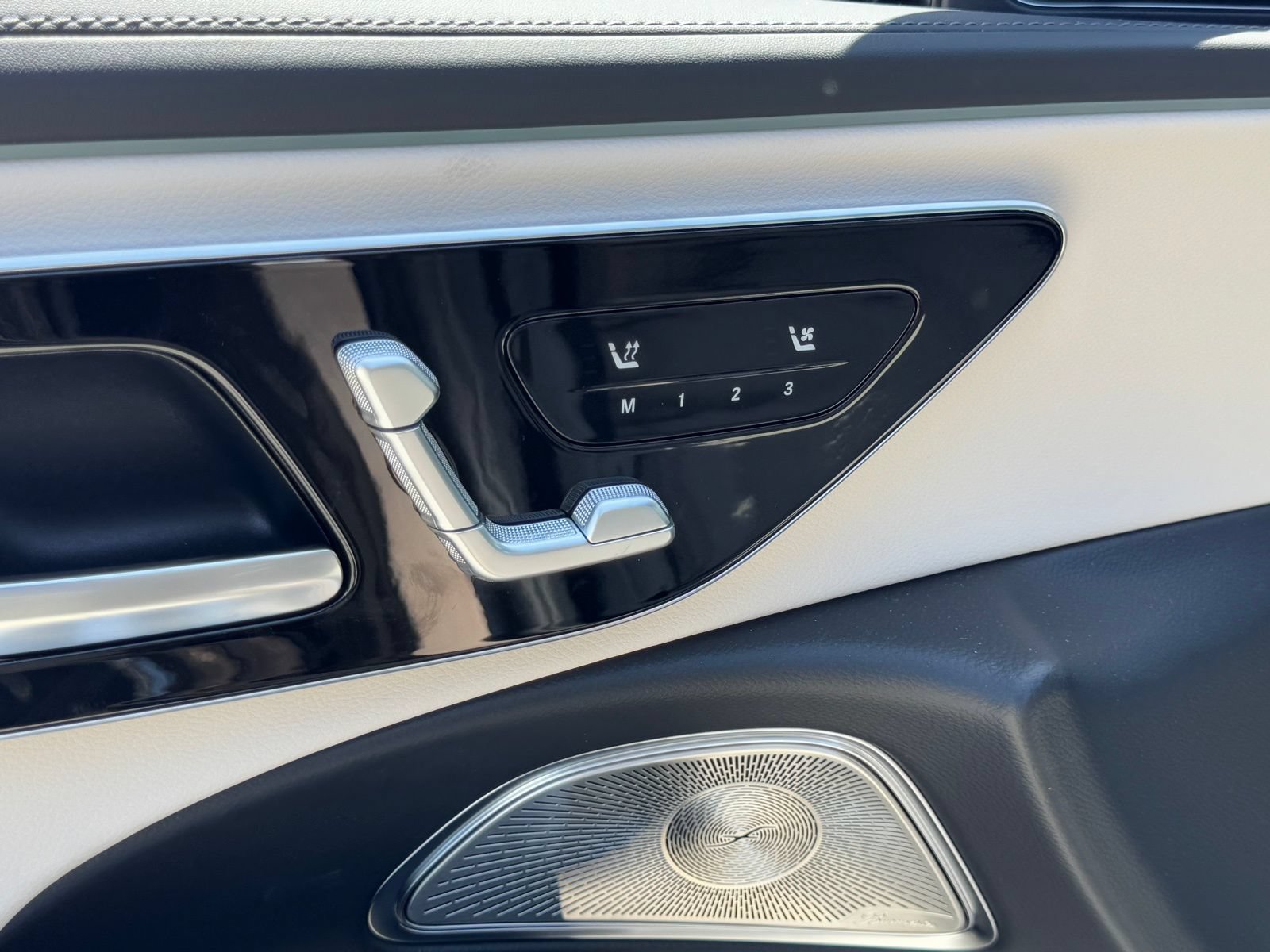 New 2025 Mercedes-Benz E 350 Sedan image 19