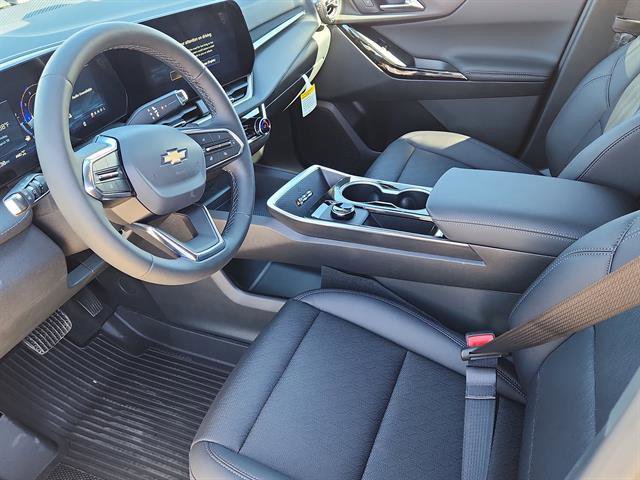 New 2026 Chevrolet Equinox LT w/ Convenience Package II AWD/4WD image 7