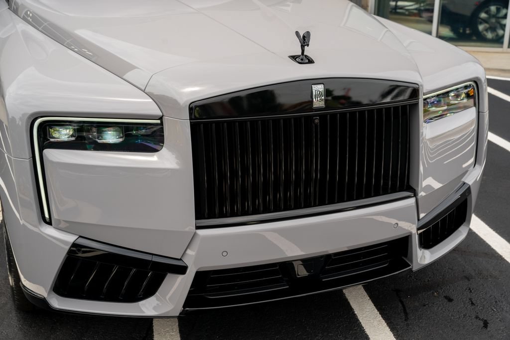 Used 2025 Rolls-Royce Cullinan AWD/4WD image 5