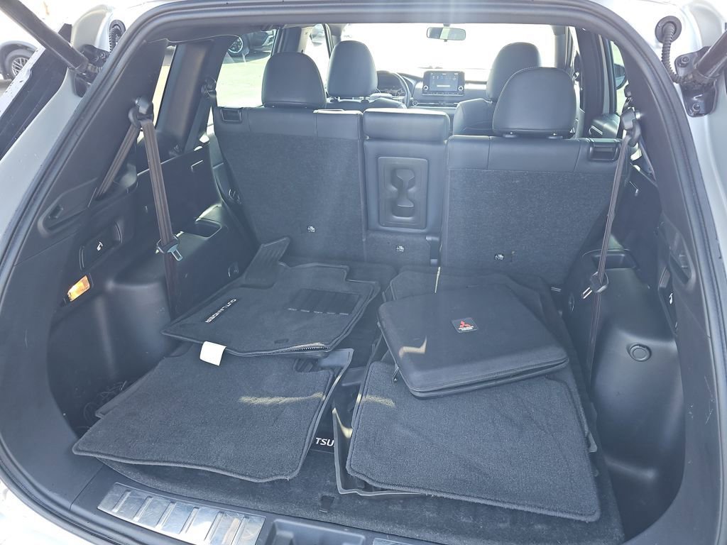 Used 2022 Mitsubishi Outlander SEL Black Edition image 24