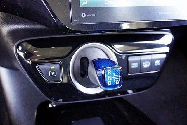 Used 2020 Toyota Prius Prime XLE FWD image 30