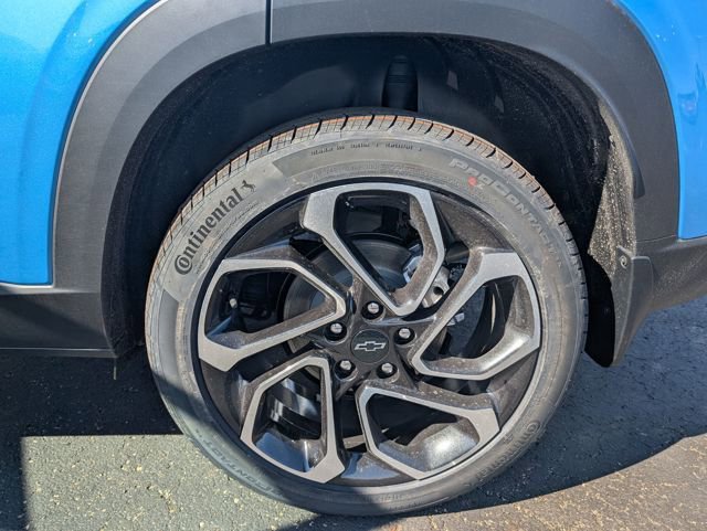 New 2026 Chevrolet Trax RS w/ Sunroof Package image 24