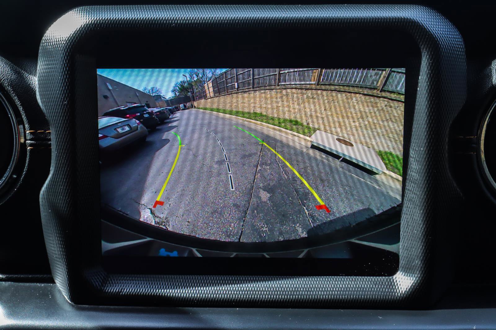 Used 2022 Jeep Wrangler Unlimited Sahara image 10