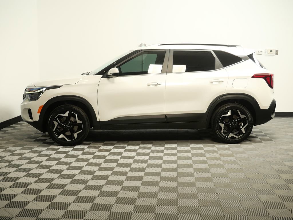 Used 2024 Kia Seltos EX image 5