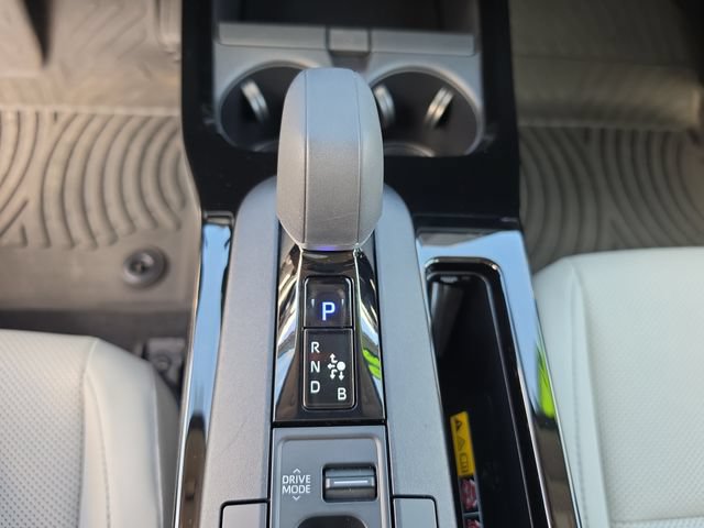 Used 2024 Toyota Prius Limited AWD/4WD image 21