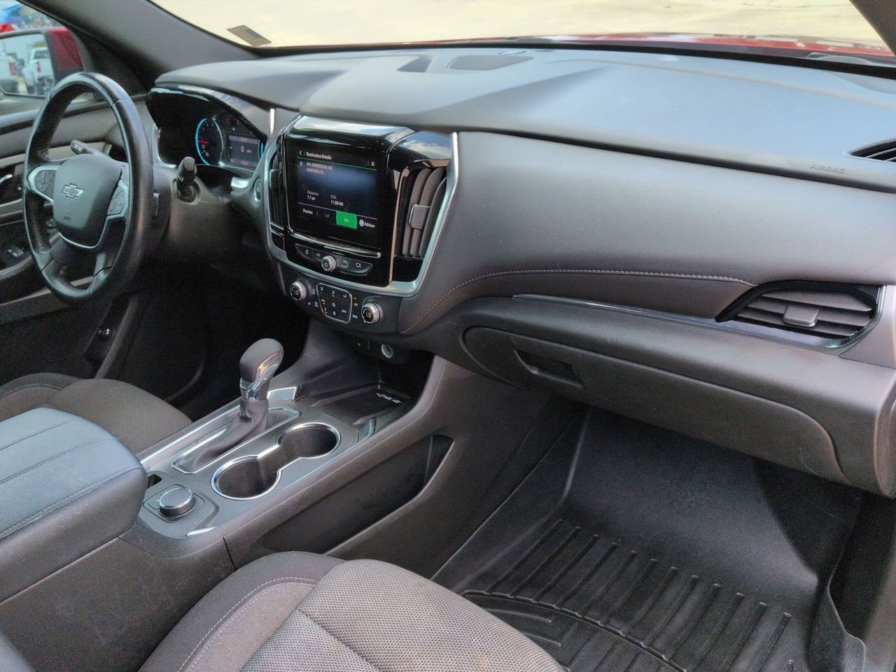 Used 2022 Chevrolet Traverse LT FWD image 26