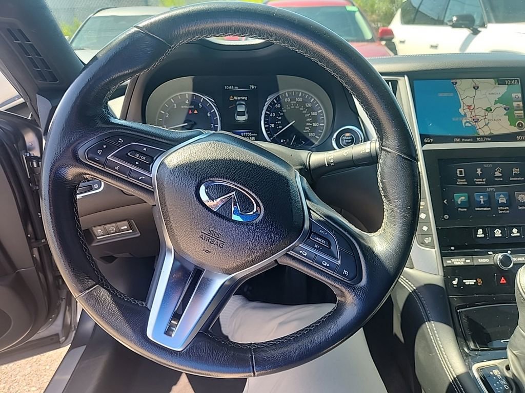 Used 2017 INFINITI Q60 2.0t w/ Premium Plus Package 2.0T RWD image 21