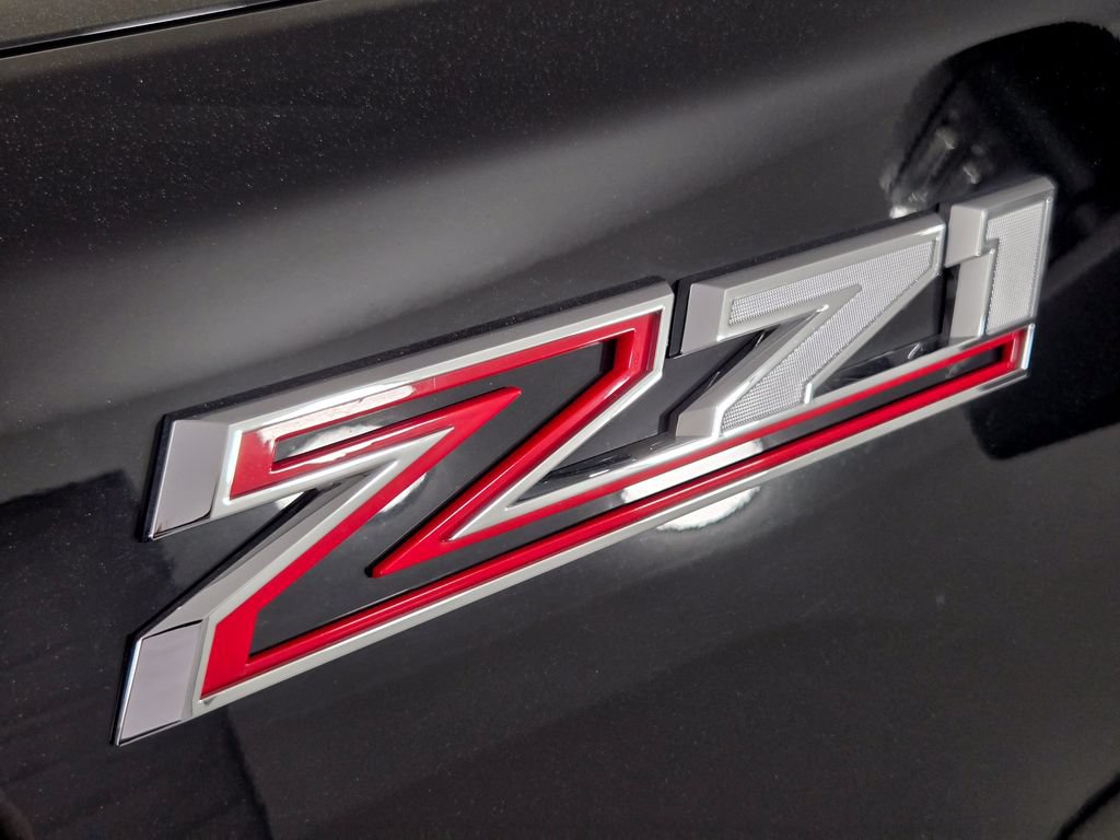 Used 2025 Chevrolet Silverado 2500 LT AWD/4WD image 12