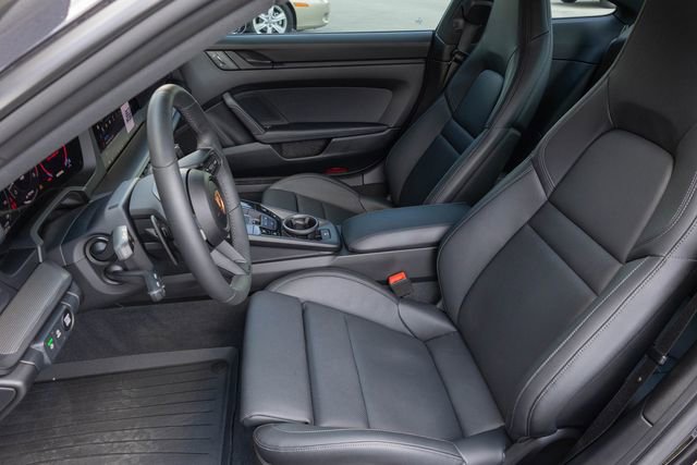 Used 2025 Porsche 911 Carrera image 15