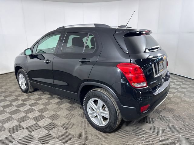 Used 2022 Chevrolet Trax LT w/ LT Convenience Package image 10