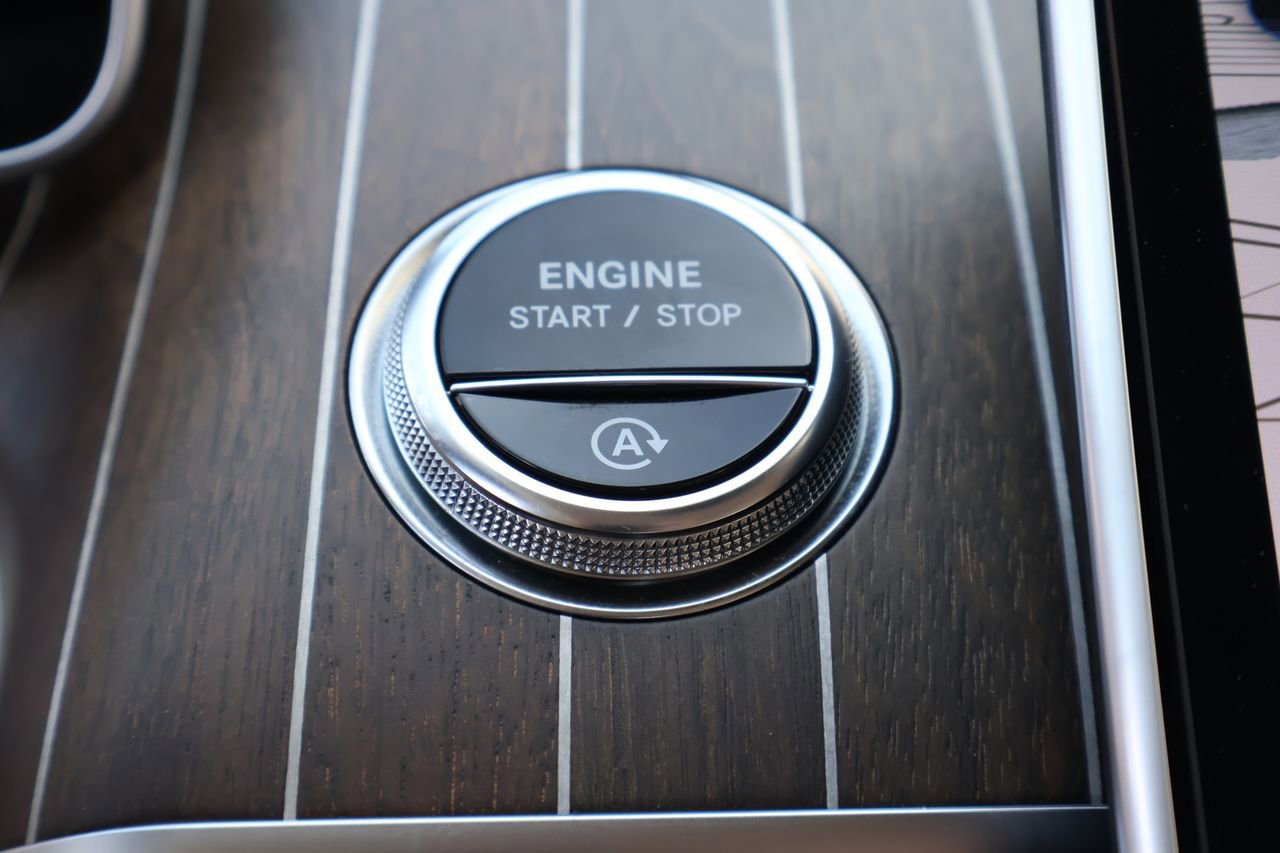 Used 2024 Mercedes-Benz Maybach S 680 4MATIC image 29