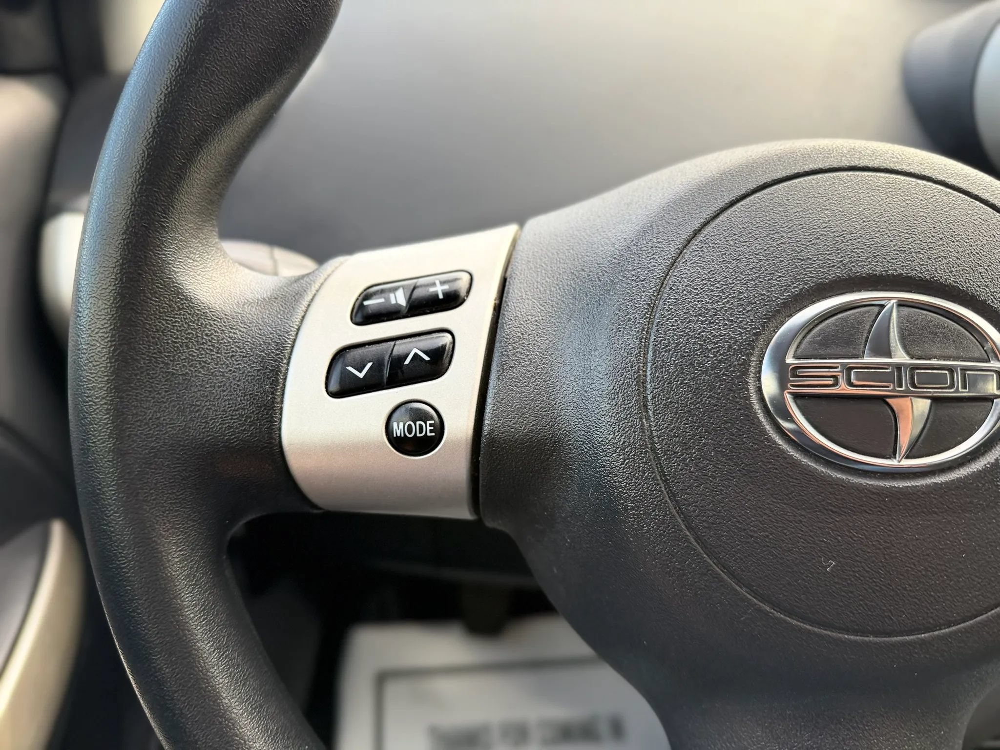 Used 2006 Scion xA FWD image 12