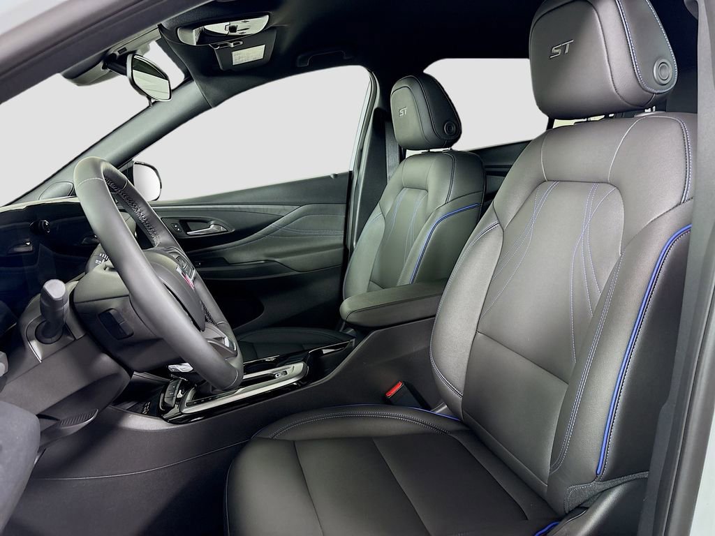 Used 2025 Buick Envista Sport Touring w/ Convenience I Package image 22